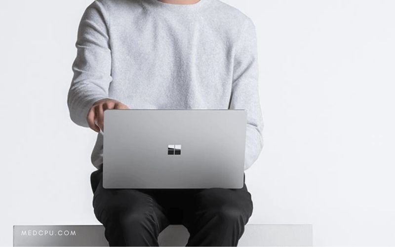 Dell XPS 13 vs Microsoft Surface Laptop 4 Design