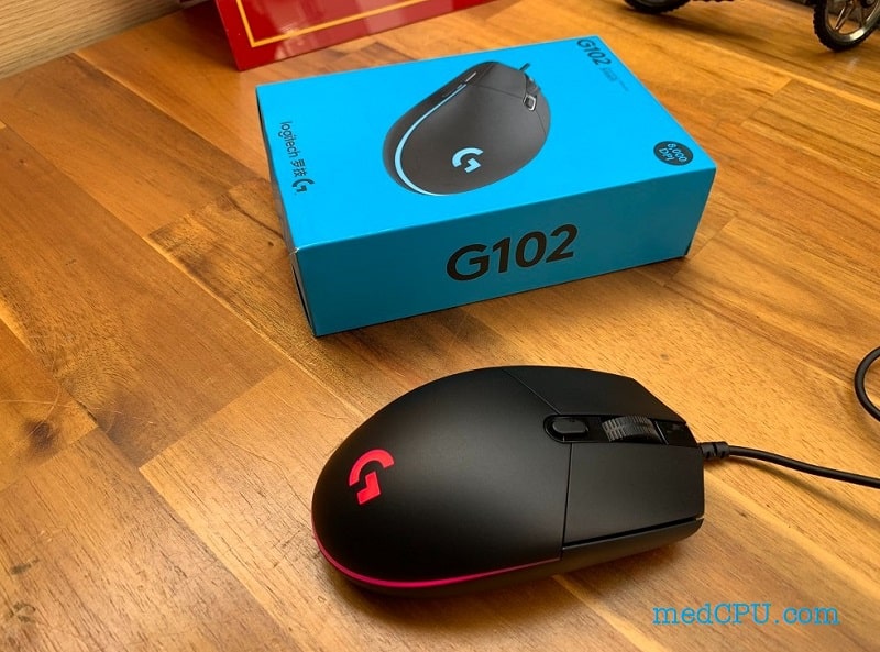 Logitech-G102-gaming-mouse-1